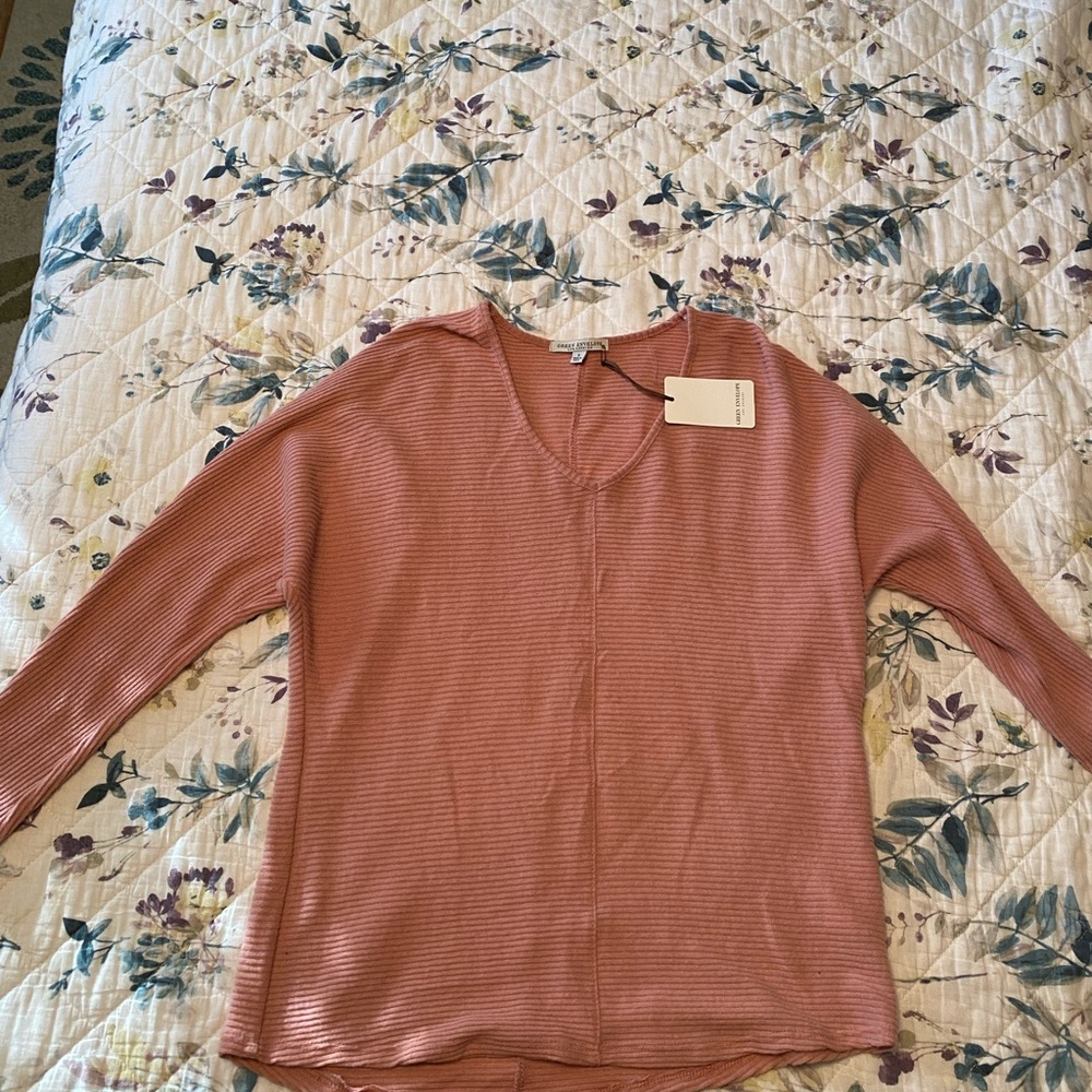 Women’s v-neck sweater